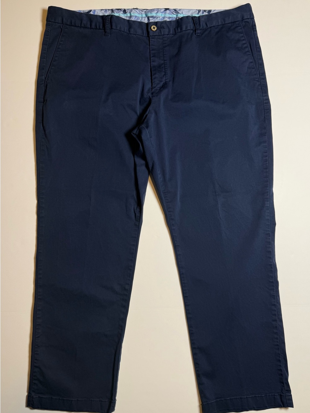 Tommy Bahama Men’s Blue Chino Pants 44W x 30L Cotton Twill Stretch Classic